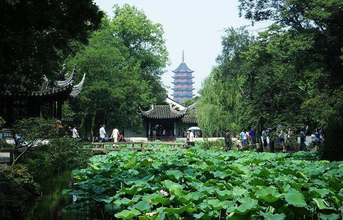 綠化工程細(xì)說(shuō)園林設(shè)計(jì)中的借景